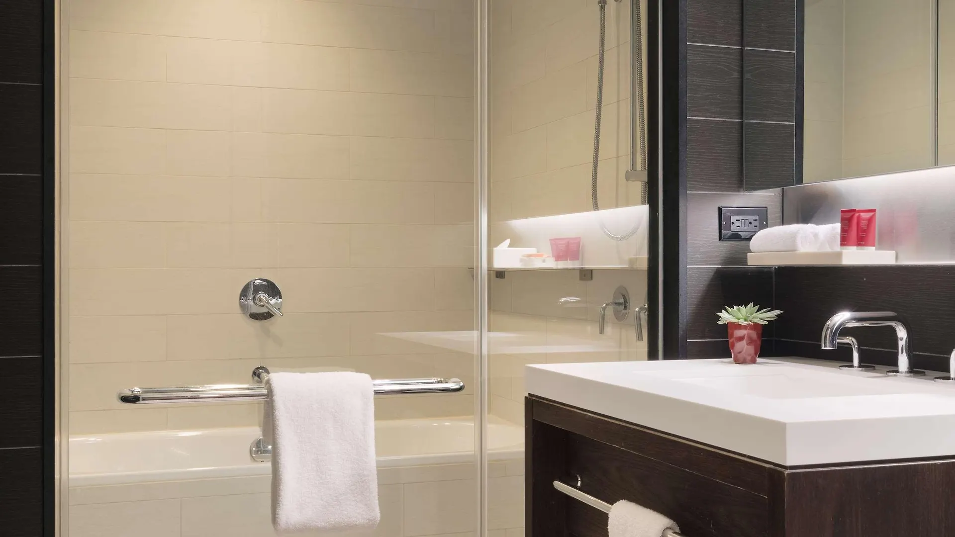 Holiday Inn Express - Times Square South By Ihg New York Hotel